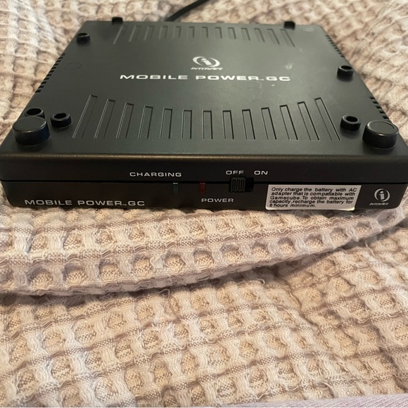 InterAct Nintendo GameCube Mobile Power GC - Picture 5 of 8